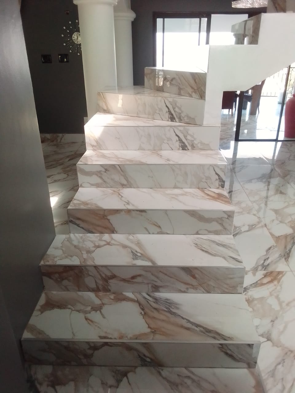 24d54b1a-7255-4b4e-aea5-2b9f8f75f703